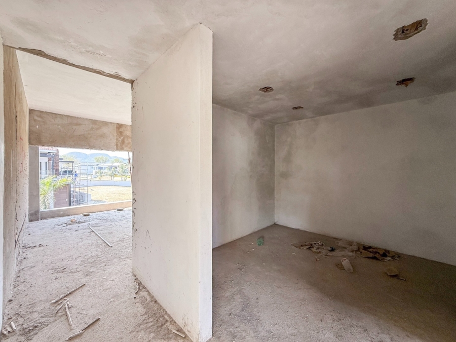 4 Bedroom Property for Sale in The Islands Estates North West